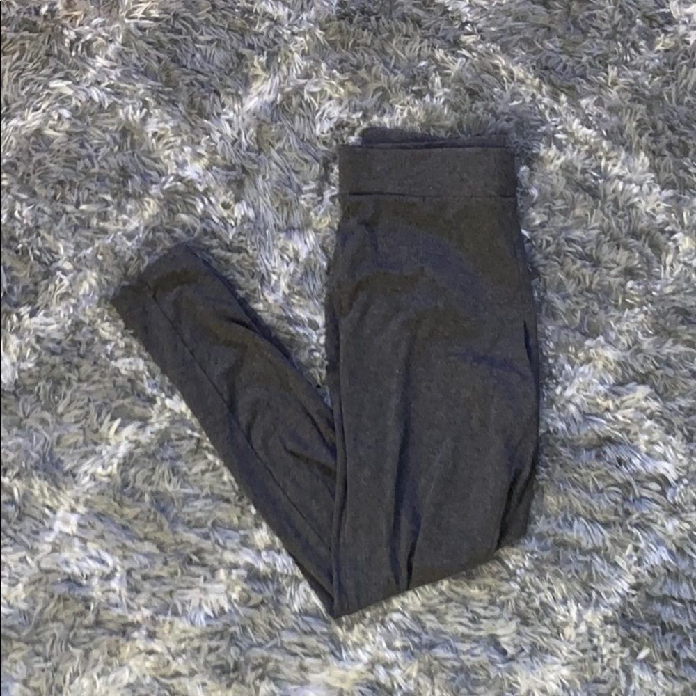 Plus size grey leggings